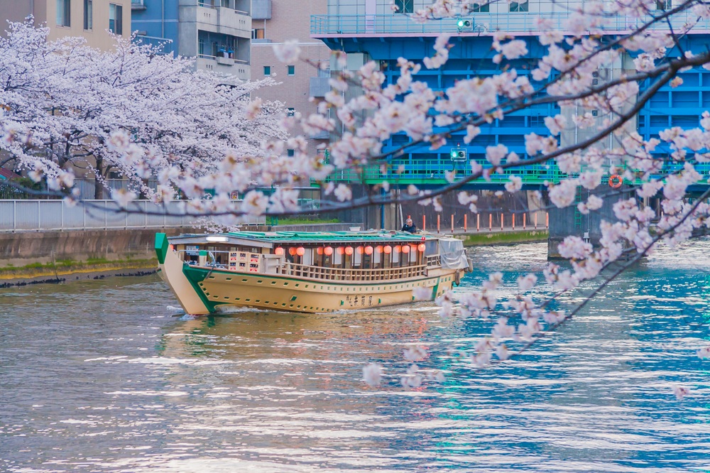 小名木川の屋形船