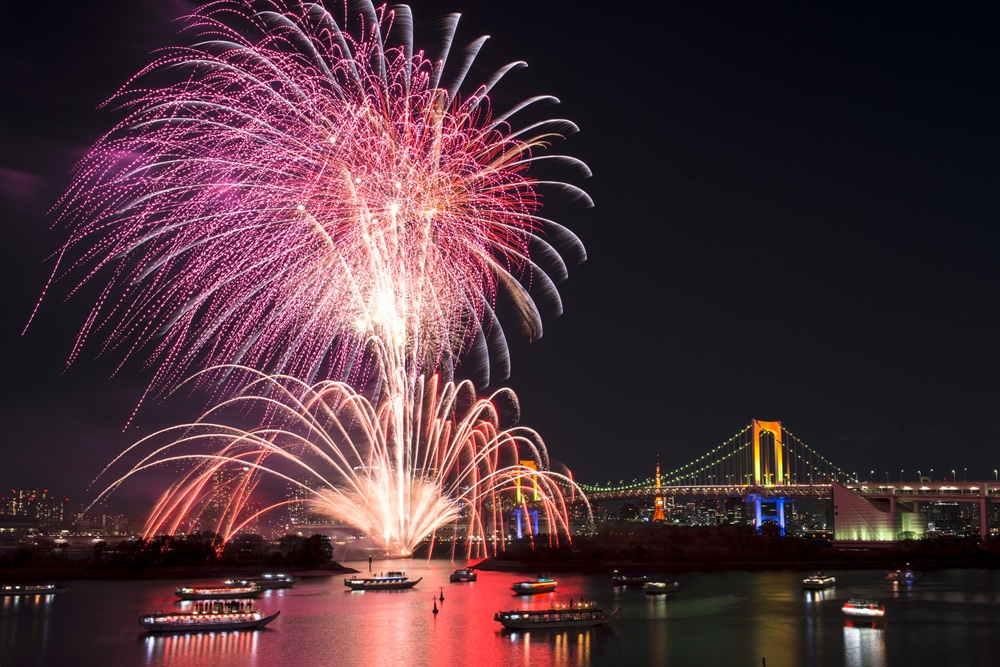 「東京湾大華火祭」【2026年に復活!】